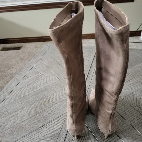 Steve Madden Lavan Women's 9.5 M Boots Taupe Suede Kitten Heels - Picture 5 of 11